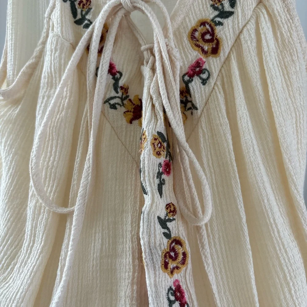 Cream Ruffle Embroidered Top - Picture 3 of 4